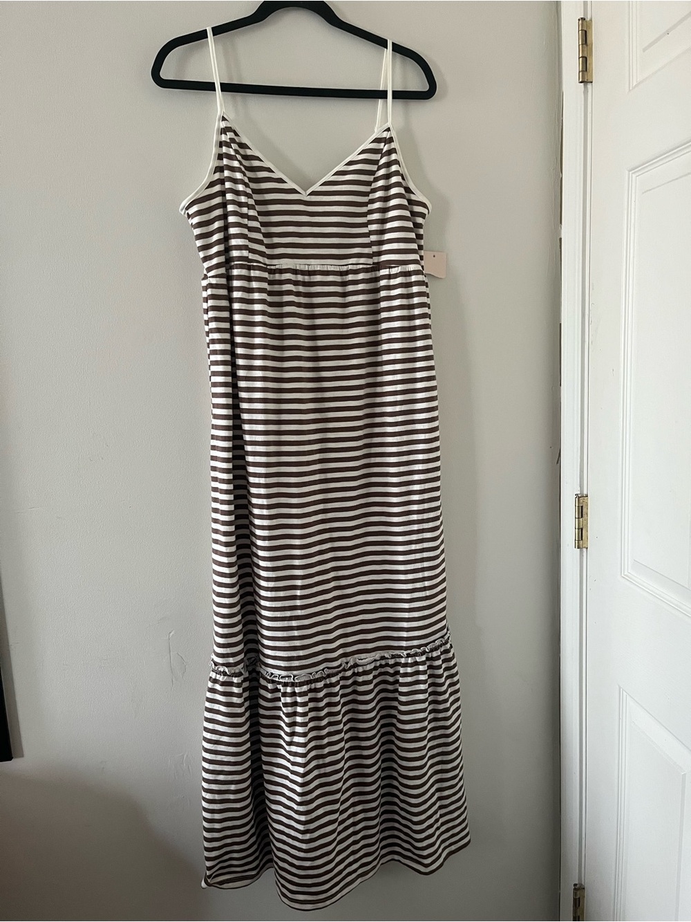 NWT SO Brown White Striped Maxi Dress Large Beach Coastal Resort Vacation